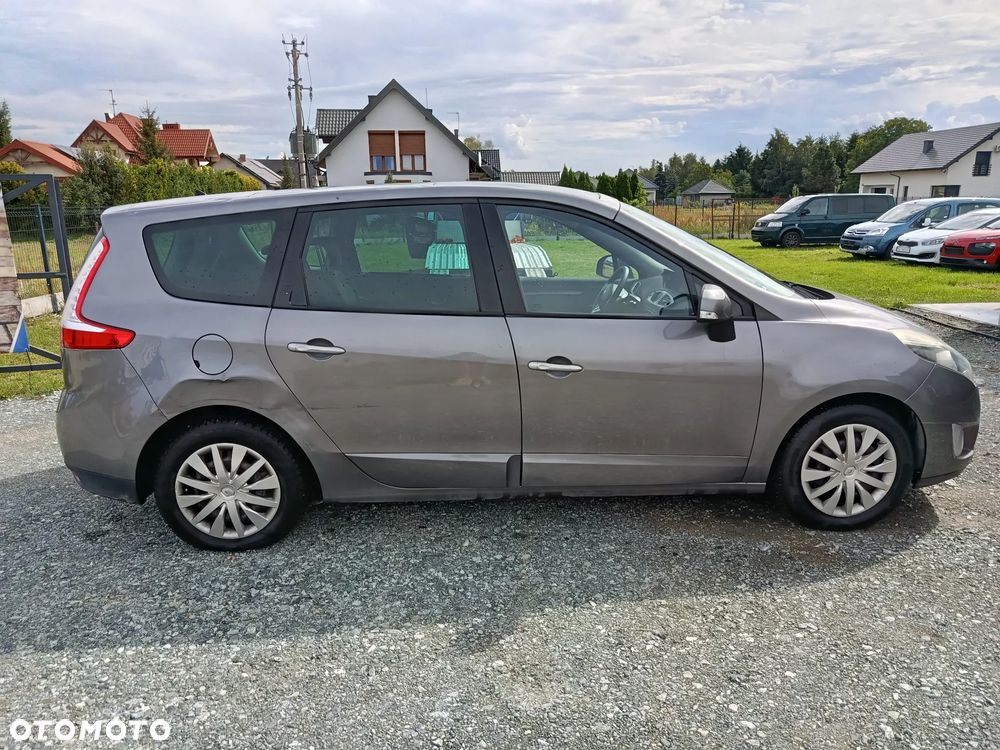 Renault Scenic - 4