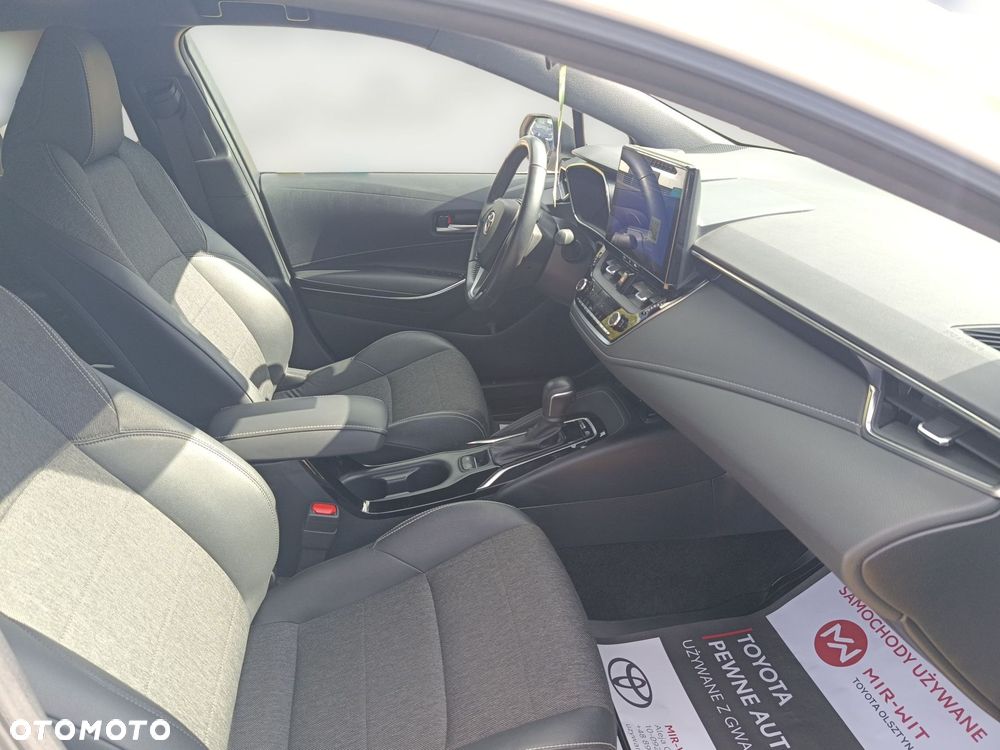 Toyota Corolla 1.8 Hybrid Style - 11