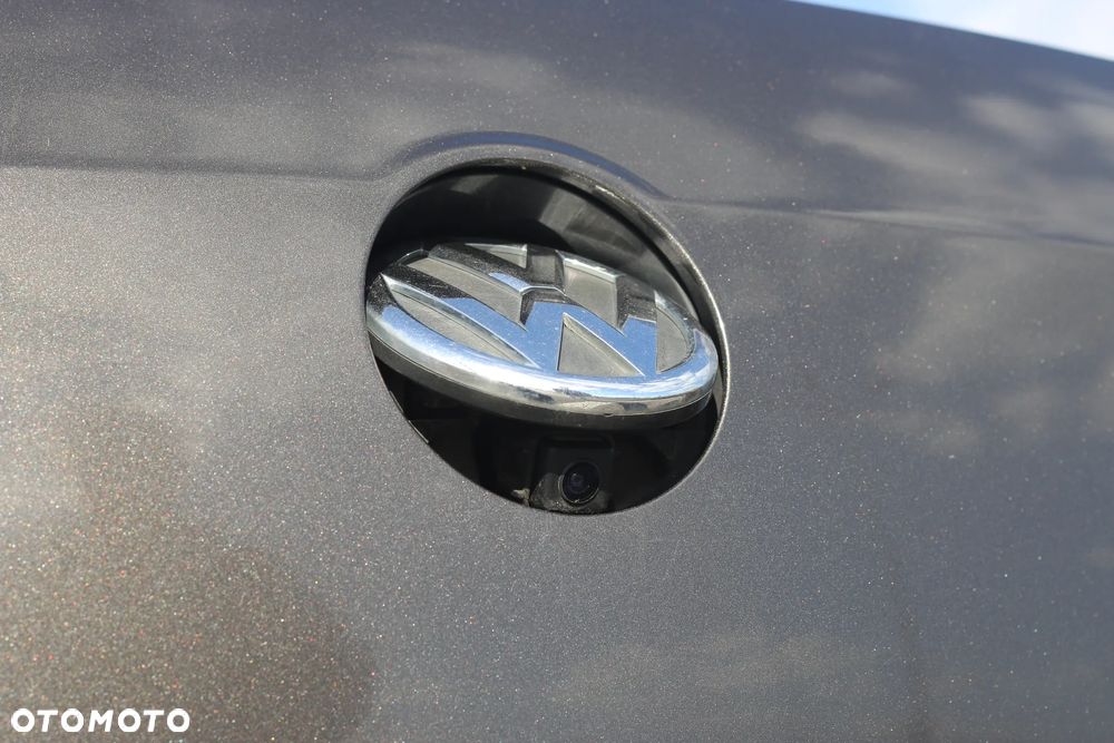 Volkswagen Passat 2.0 TDI Comfortline - 17