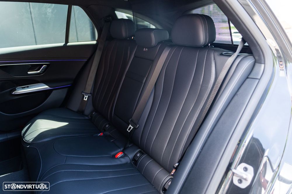 Mercedes-Benz E 300 de - 32