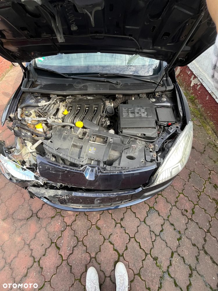 Renault Megane 1.6 16V 100 Expression - 9