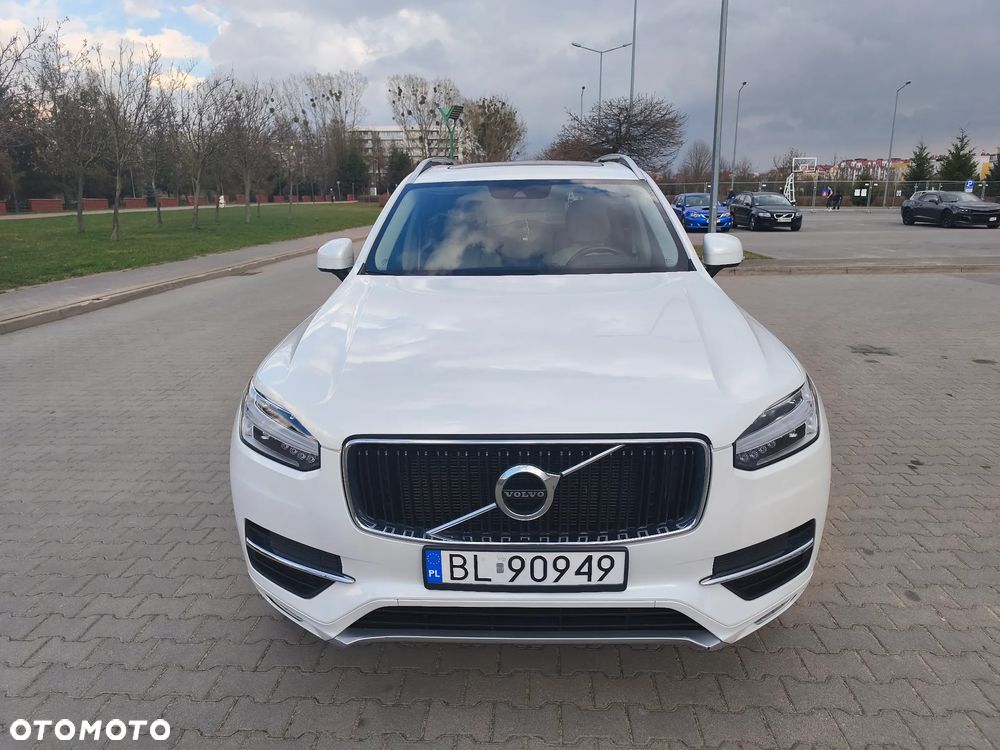 Volvo XC 90 T5 AWD Geartronic Momentum - 8