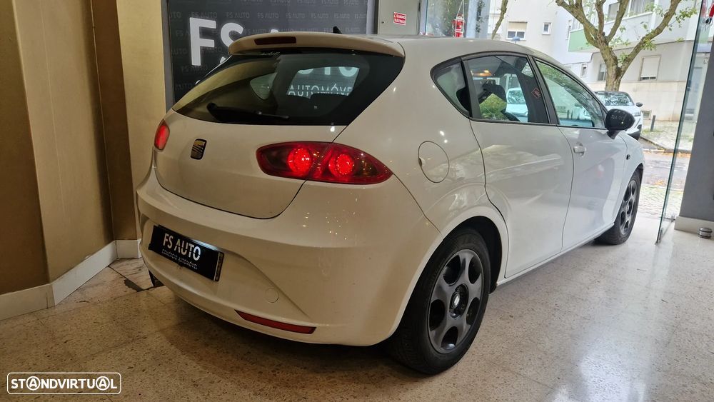 SEAT Leon 1.9 TDI Ecomotive Style - 8