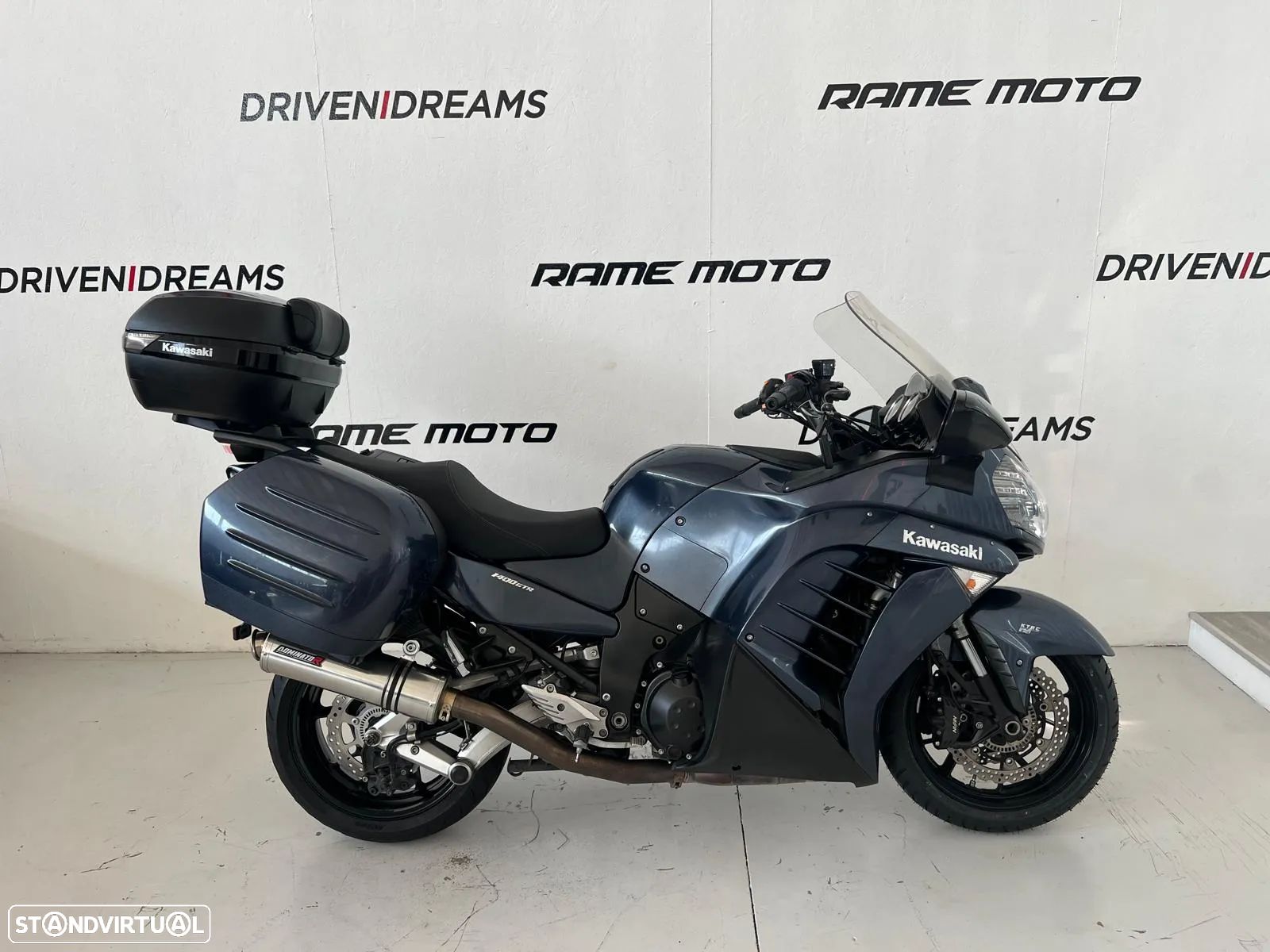 Kawasaki GTR 1400 - 1