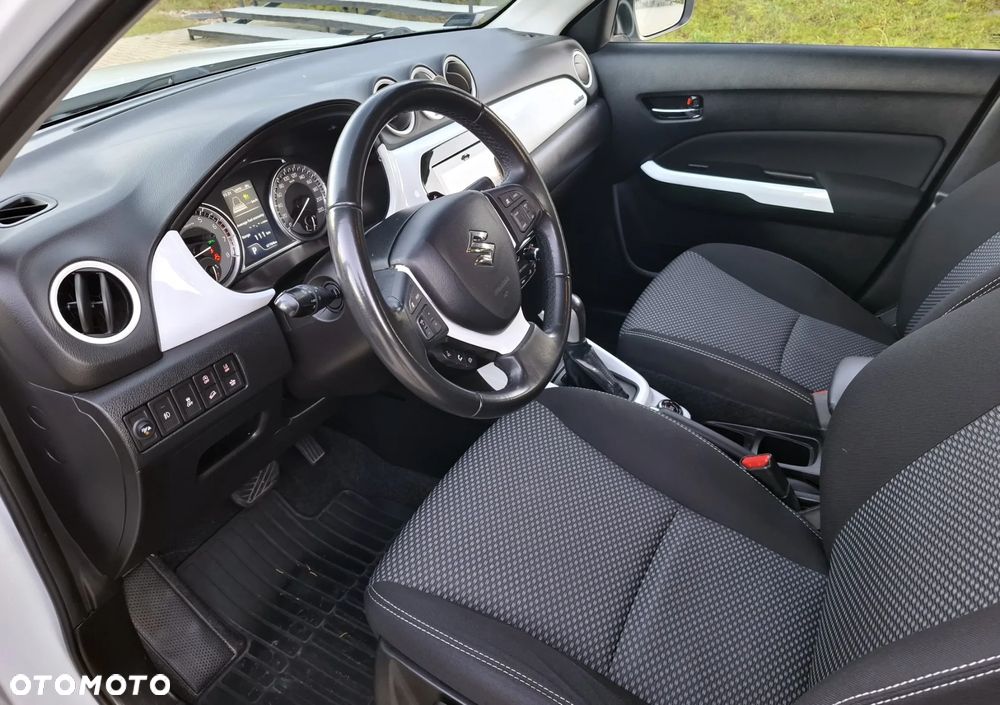 Suzuki Vitara - 8