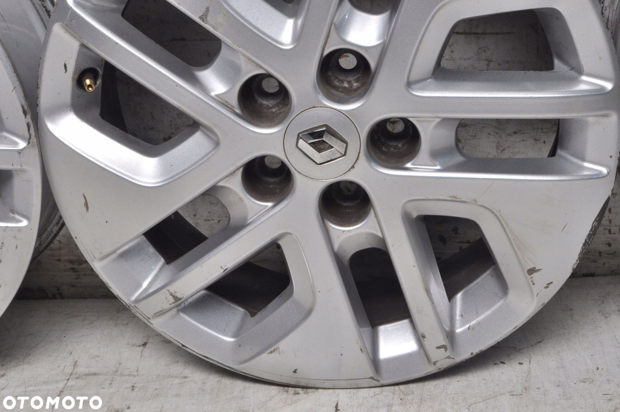 RENAULT TRAFIC OPEL VIVARO FELGI ALUMINIOWE 5X114,3 R17 93459465 KOMPLET - 7