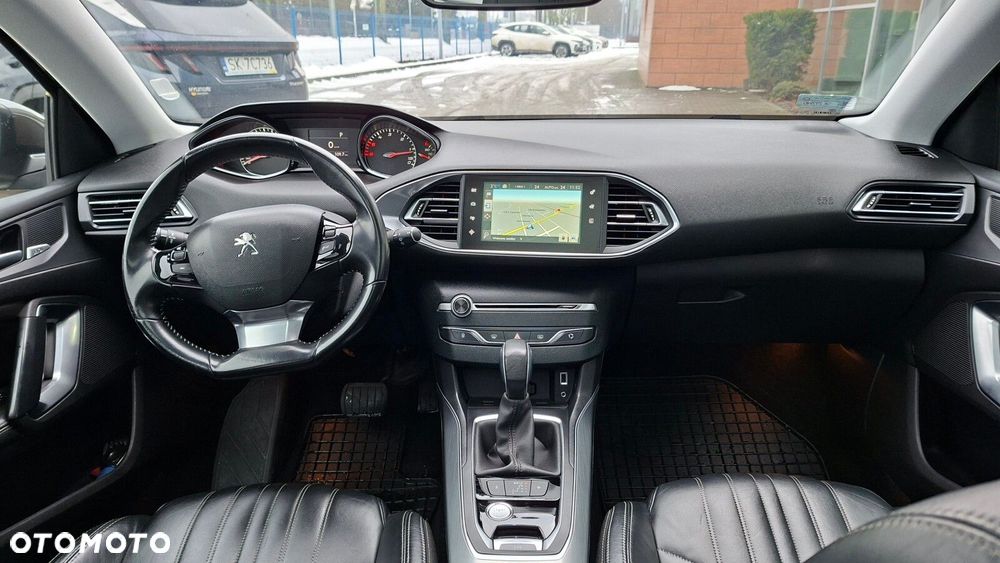 Peugeot 308 - 10