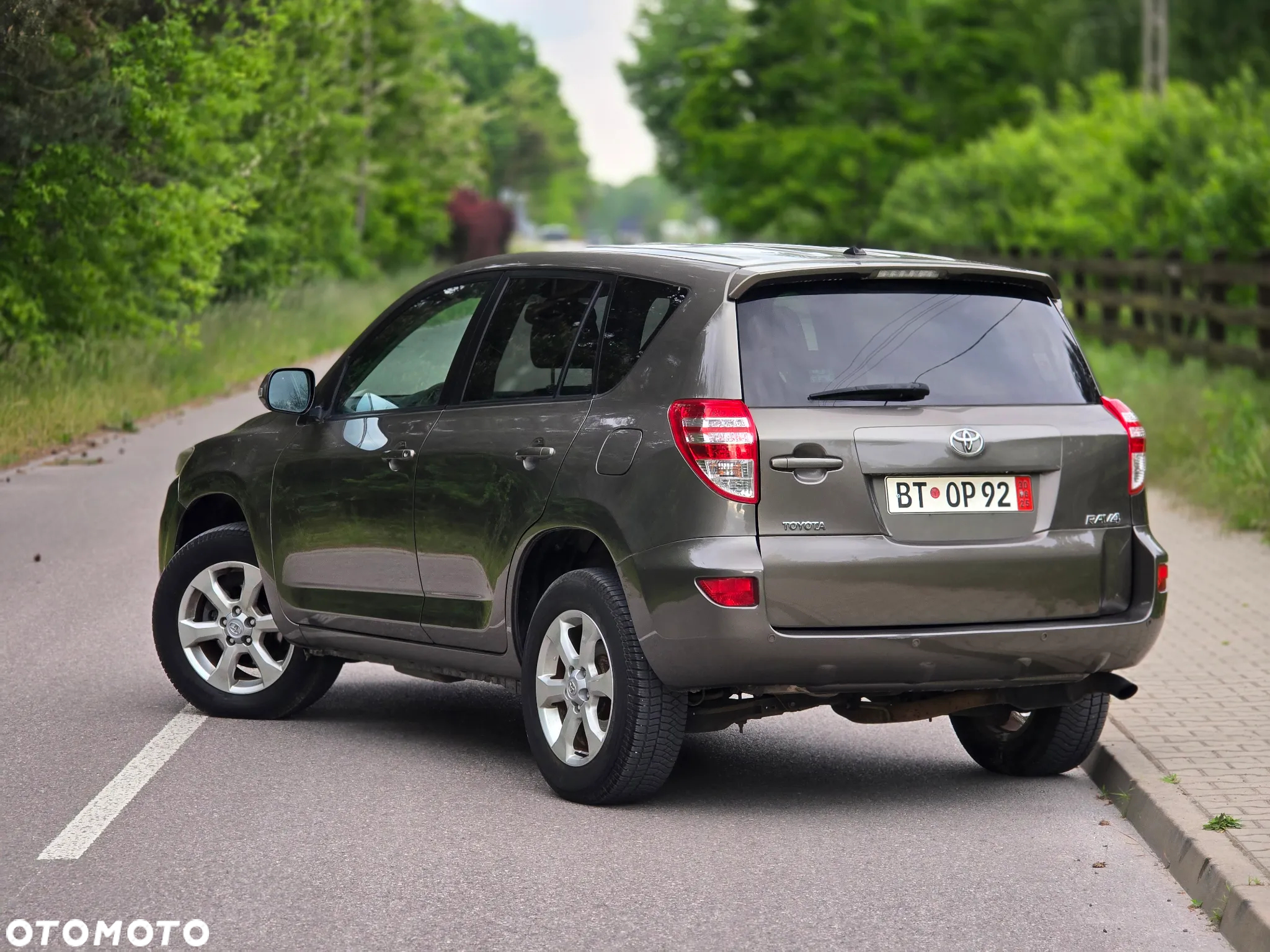 Toyota RAV4 2.2 D-4D 4x4 Comfort - 3