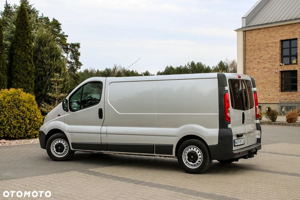 Opel Vivaro - 18
