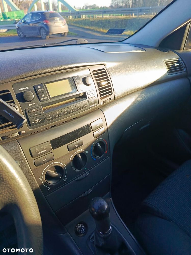 Toyota Corolla 1.4 VVT-i Terra Polaris - 22