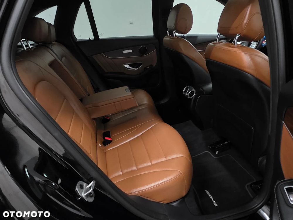 Mercedes-Benz GLC 300 de 4Matic 9G-TRONIC AMG Line Plus - 19