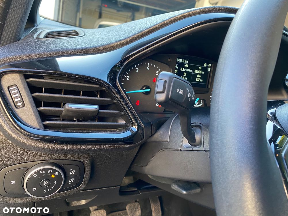 Ford Fiesta 1.1 S&S TREND - 10