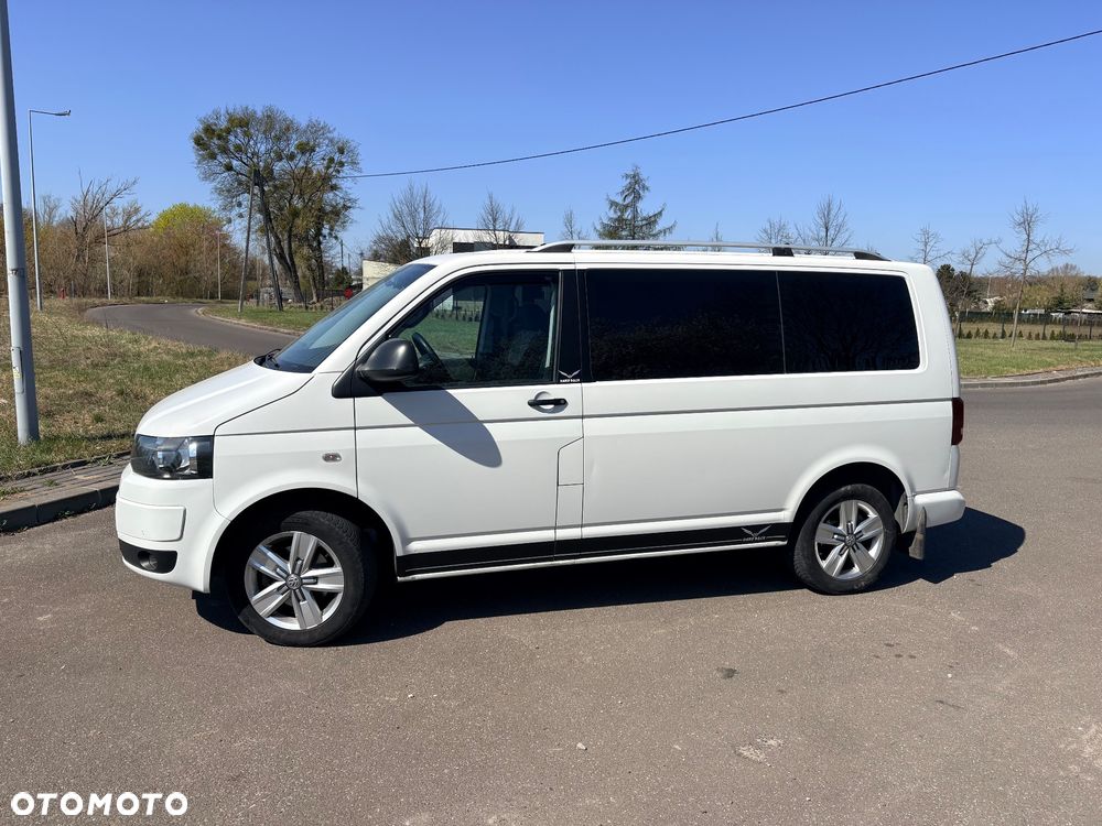 Volkswagen Multivan - 23