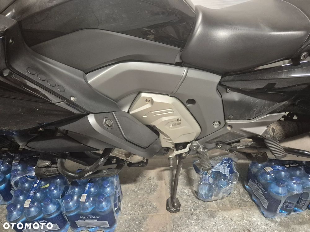 BMW K - 9