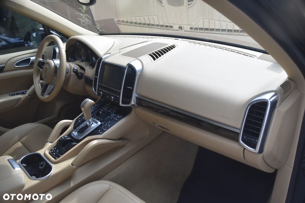 Porsche Cayenne S Diesel Platinum Edition - 20