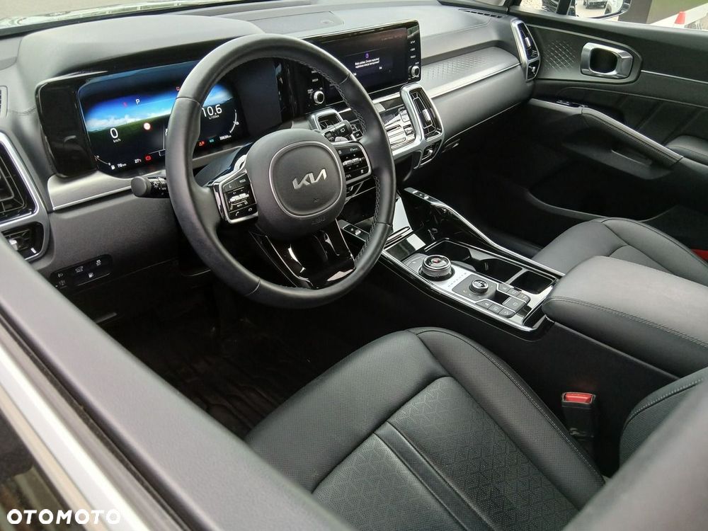 Kia Sorento - 11