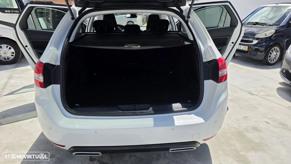 Peugeot 308 SW 1.6 BlueHDi Style - 24