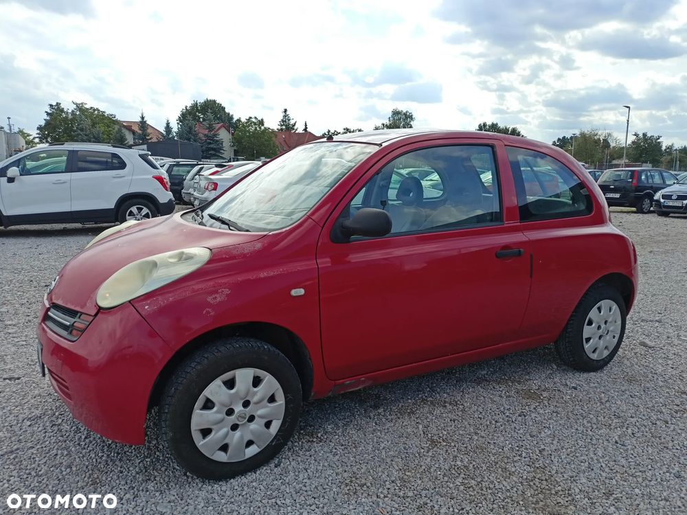Nissan Micra - 1