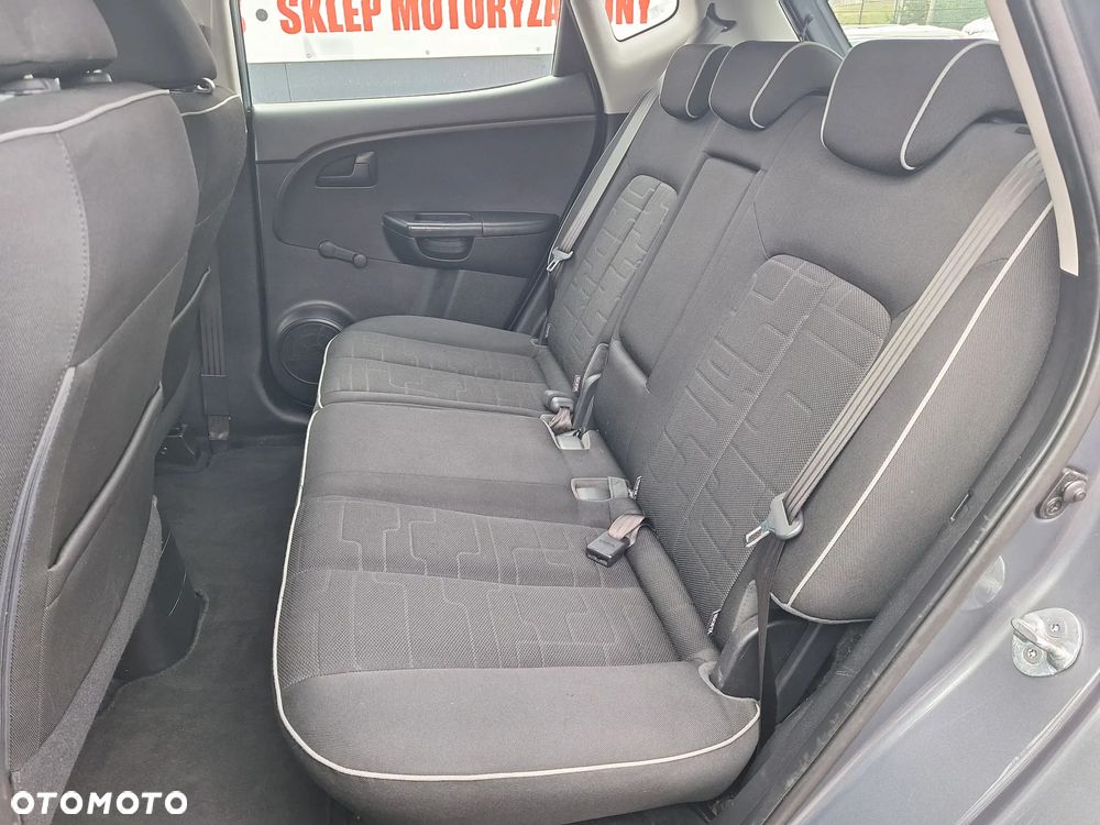 Kia Venga 1.4 M - 17