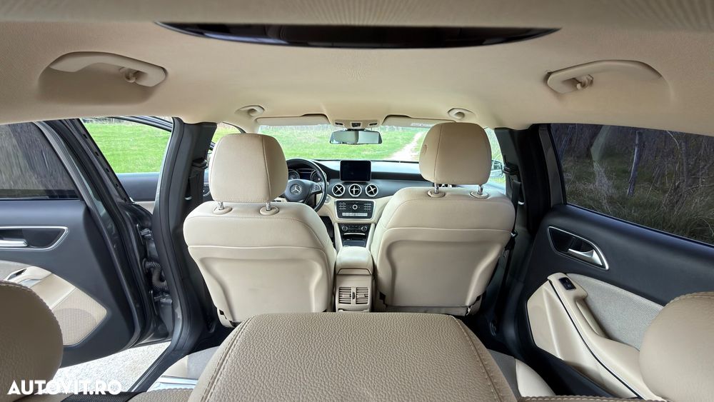 Mercedes-Benz GLA - 21