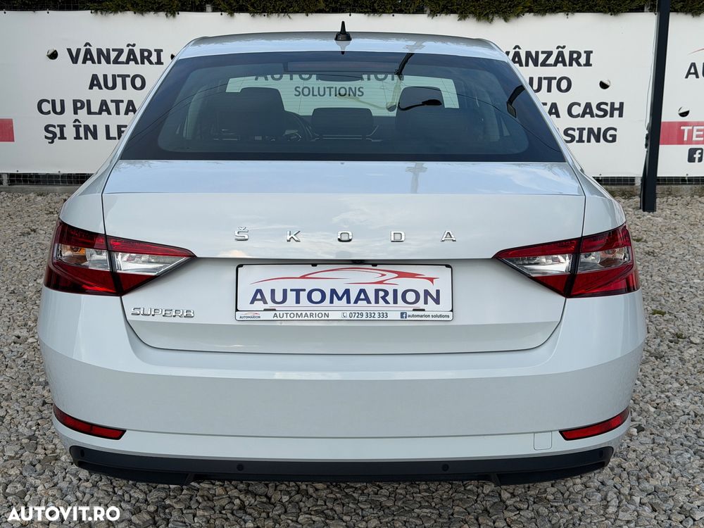 Skoda Superb 2.0 TDI DSG Style - 7