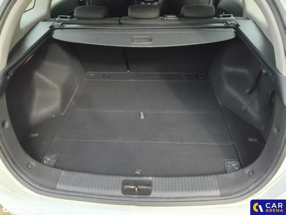 Kia Ceed - 25