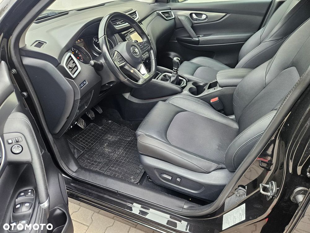 Nissan Qashqai 1.3 DIG-T Tekna - 8