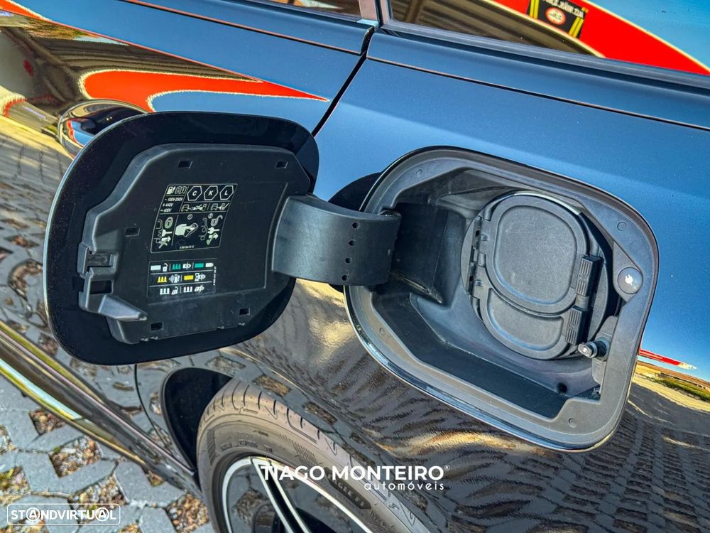 Mercedes-Benz C 300 e T 9G-TRONIC AMG Line - 23