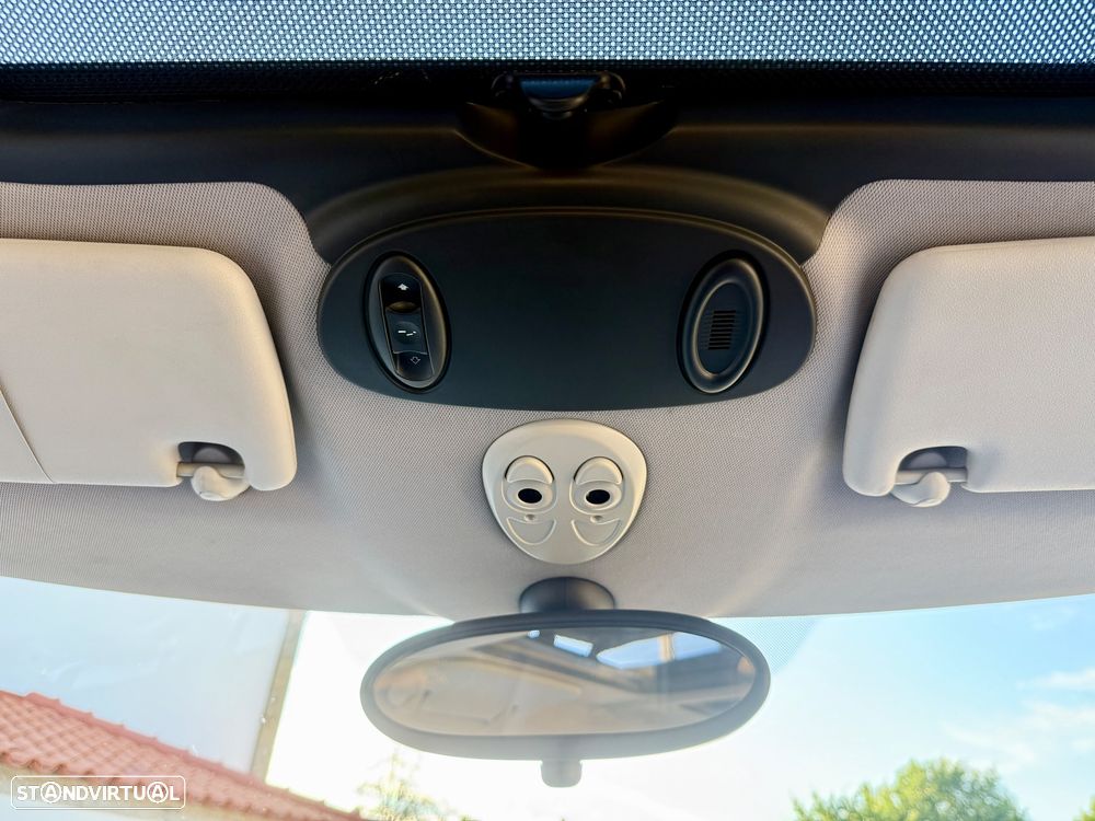 MINI 3 Portas One 1.6 Parklane - 36