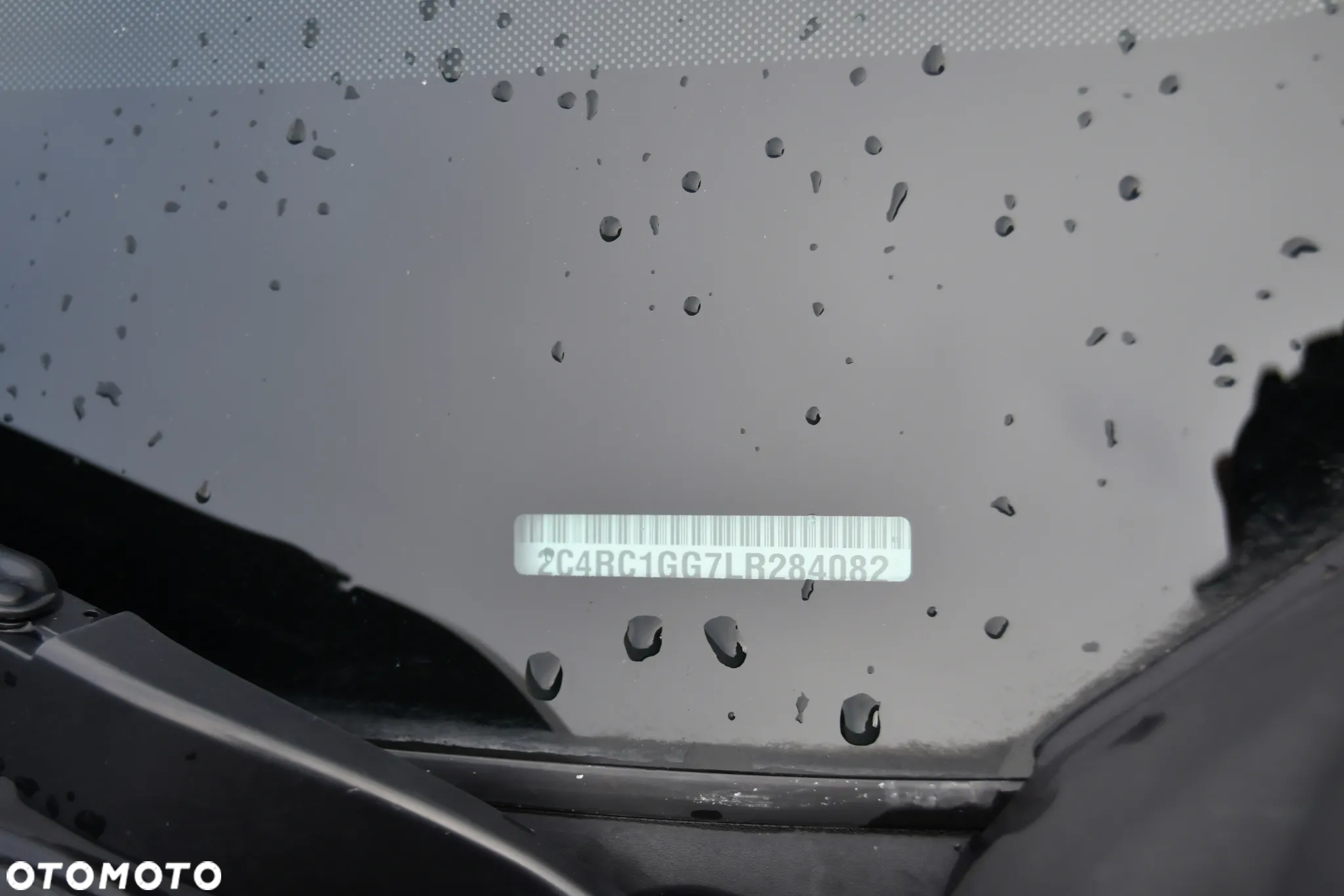 Chrysler Pacifica - 11