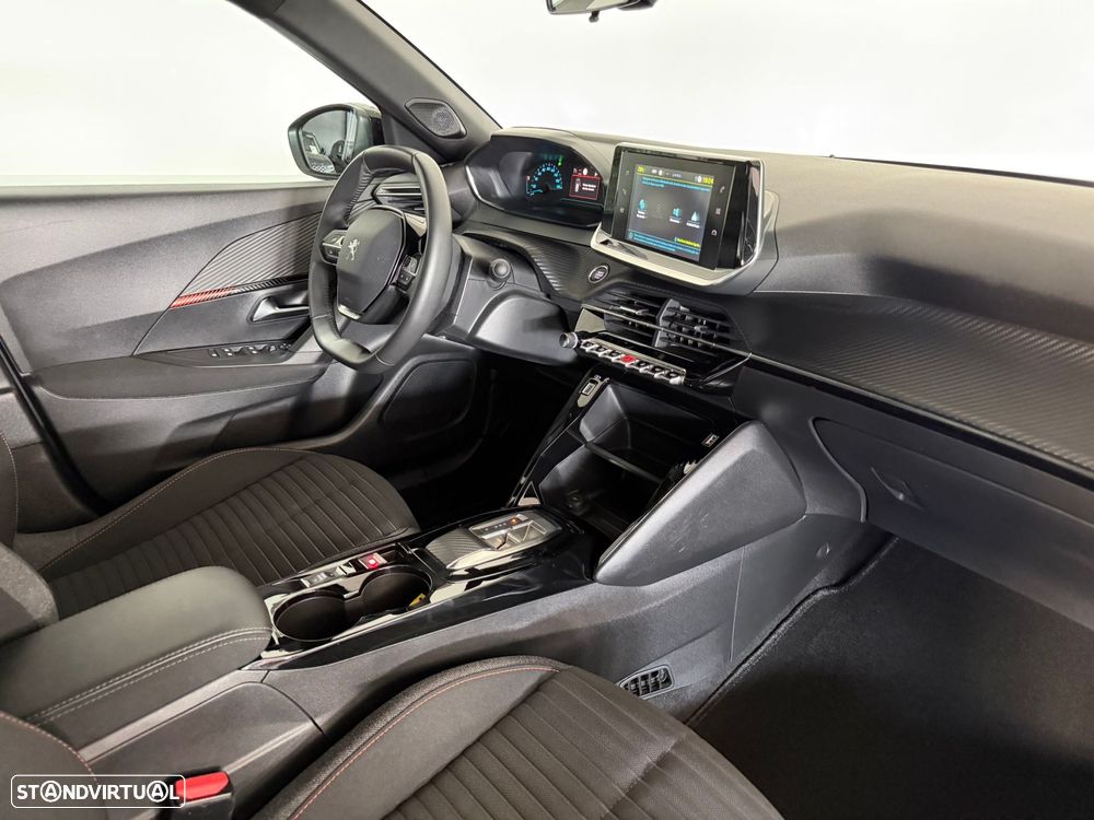 Peugeot e-2008 50 kWh Active Pack - 25