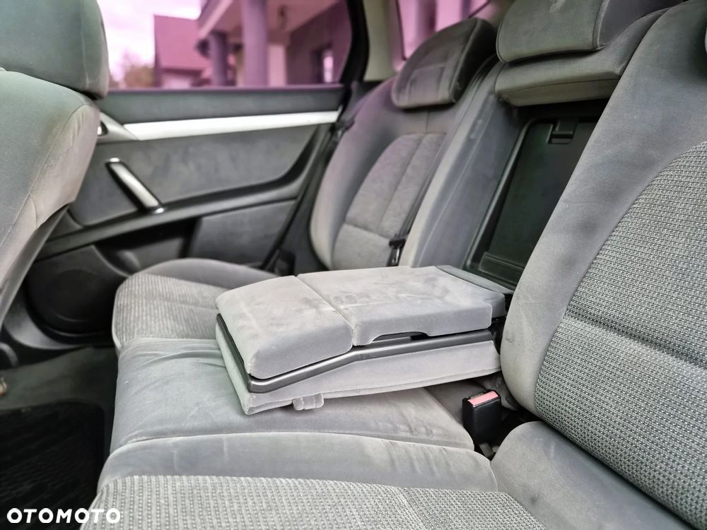 Peugeot 407 - 20