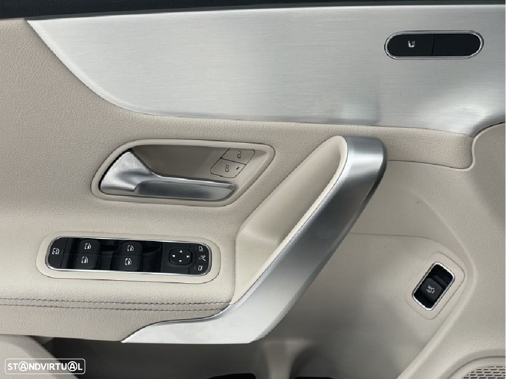 Mercedes-Benz CLA 180 - 17