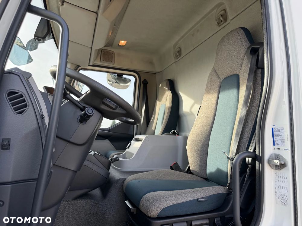 Volvo FL 16.250/ 19 PALET/ Ładownośc 6 ton/ na poduszkach! - 14