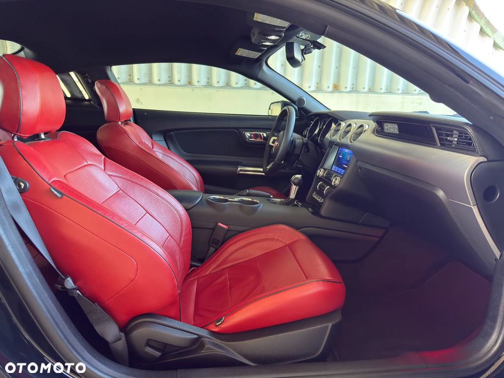 Ford Mustang 3.7 V6 Premium - 17