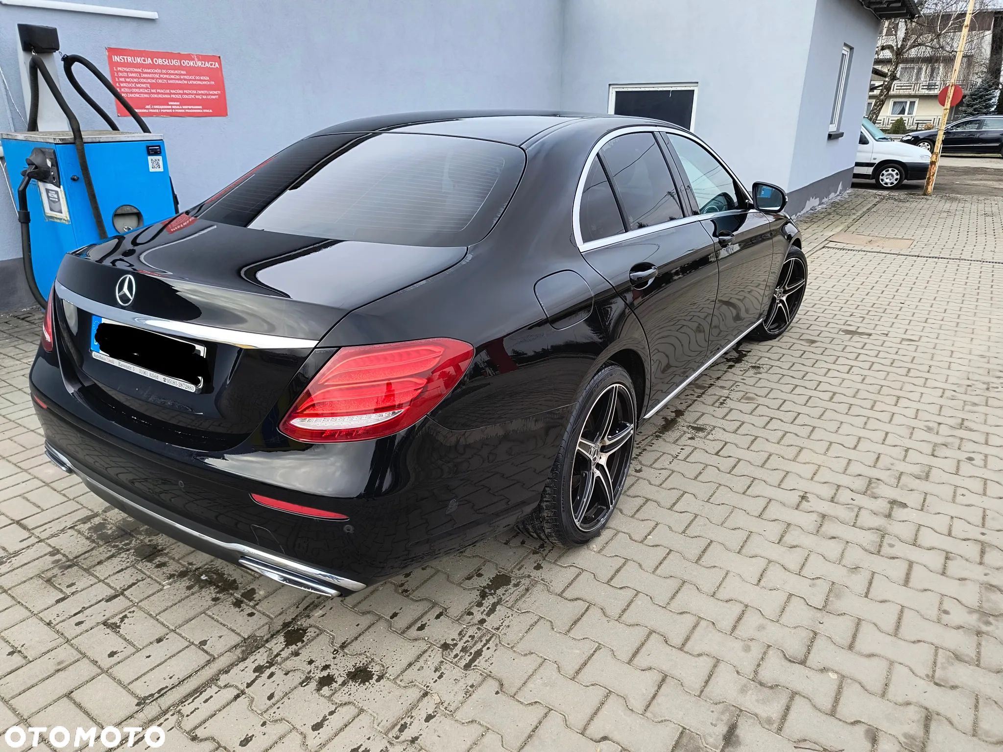 Mercedes-Benz Klasa E 220 d 9G-TRONIC - 1