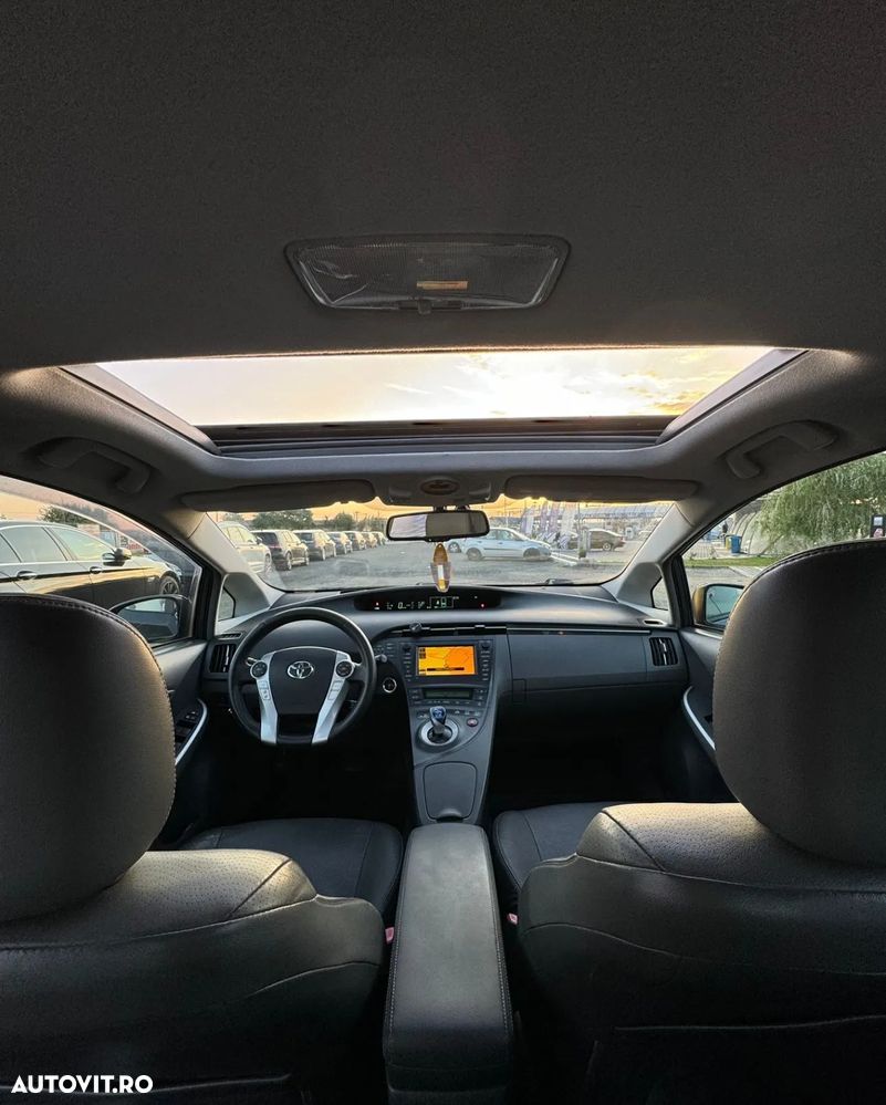 Toyota Prius - 6