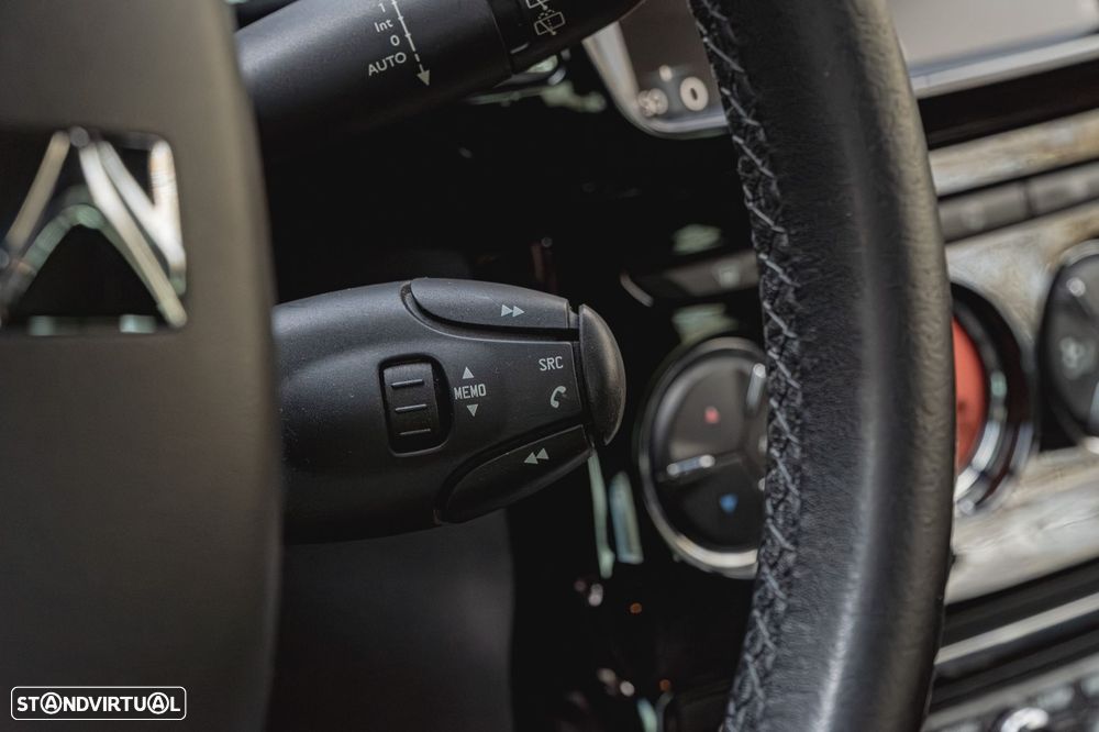 Citroën DS3 1.6 e-HDi So Chic - 13