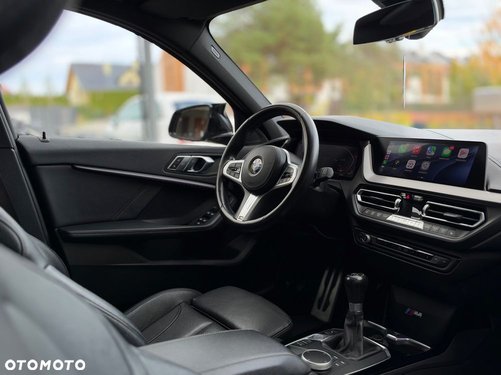 BMW Seria 1 118i M Sport - 3