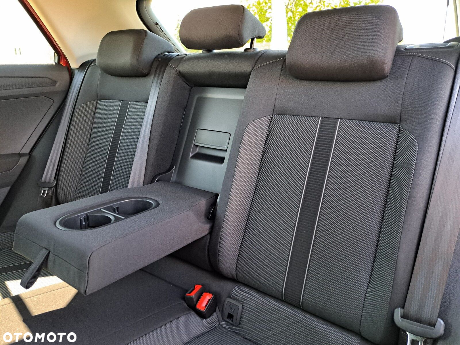 Volkswagen T-Roc 1.5 TSI Life Plus DSG - 34