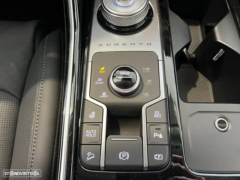 Kia Sorento 1.6 T-GDI PHEV Concept+SRF - 29