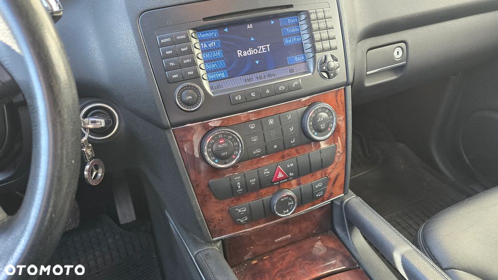 Mercedes-Benz ML 320 CDI 4Matic 7G-TRONIC - 29