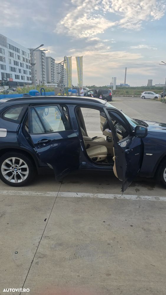 BMW X1 2010 — imagine 6