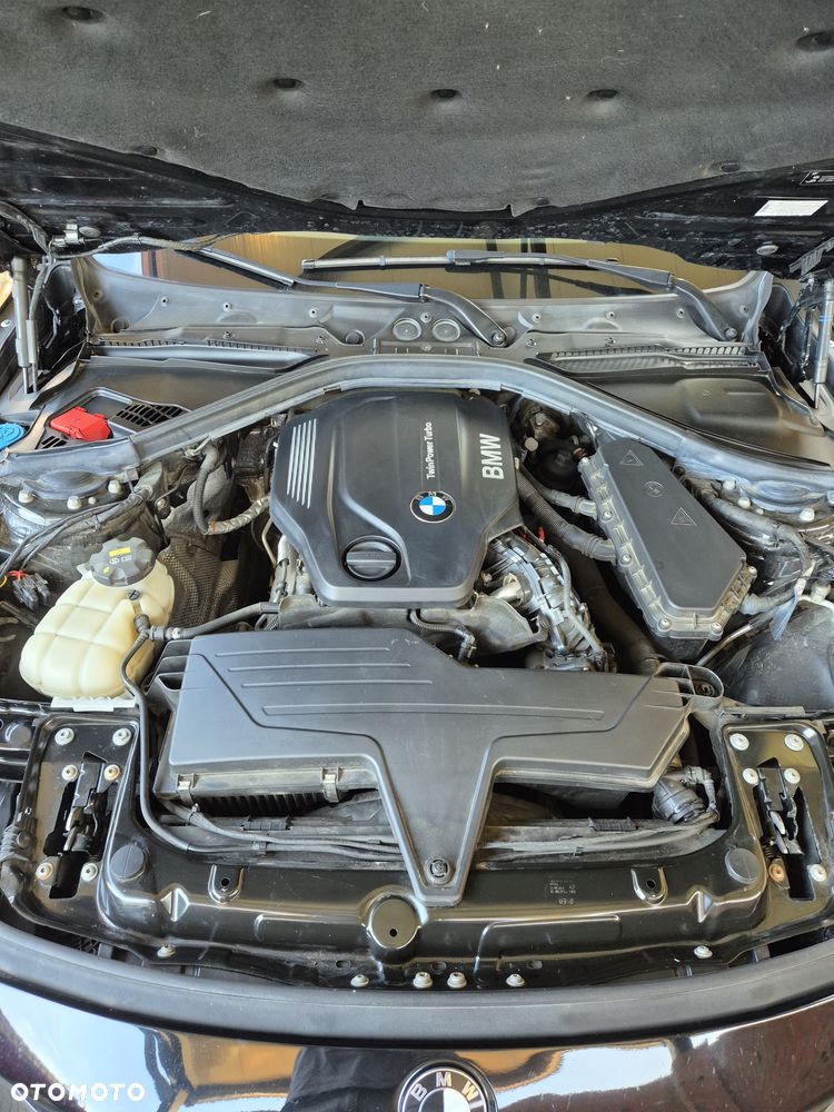 BMW Seria 3 320d Efficient Dynamic Edition - 11