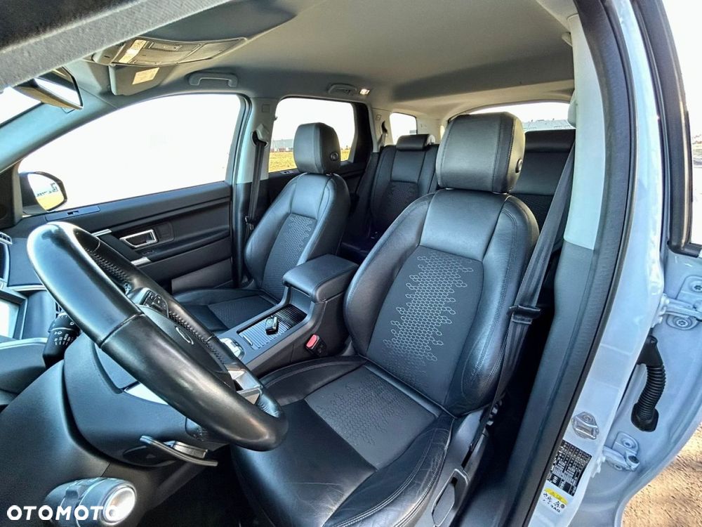 Land Rover Discovery Sport - 18