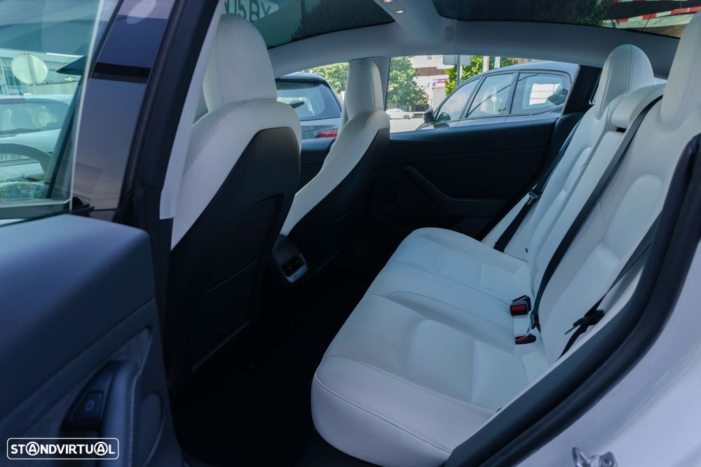 Tesla Model 3 Long Range Tração Integral - 24