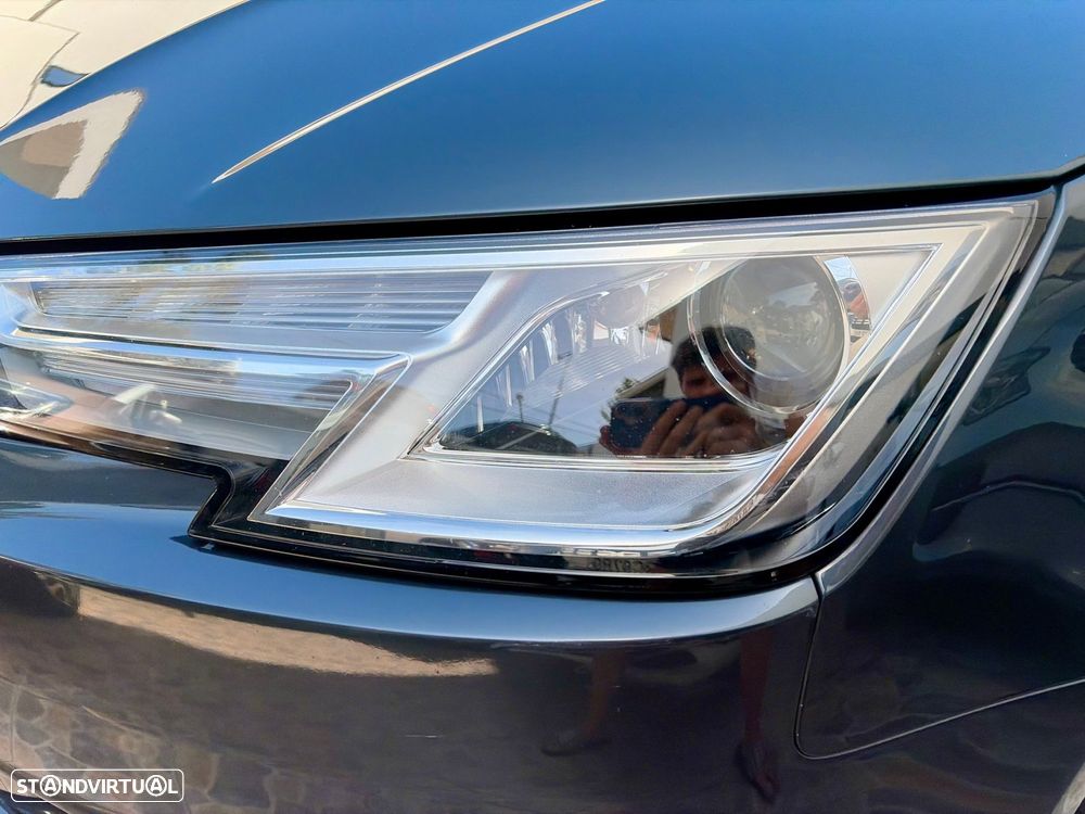 Audi A4 Avant 35 TDI Sport S tronic - 42