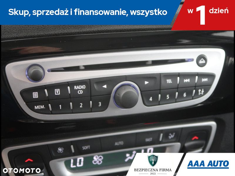 Renault Scenic - 17