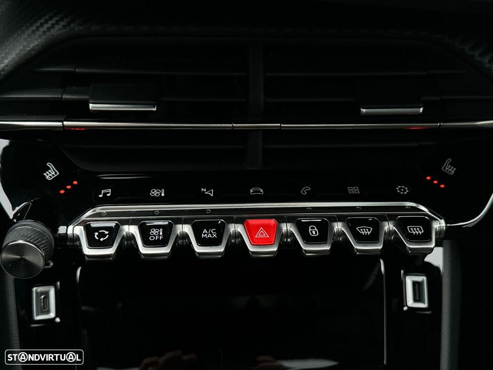 Peugeot 208 1.2 PureTech GT - 10