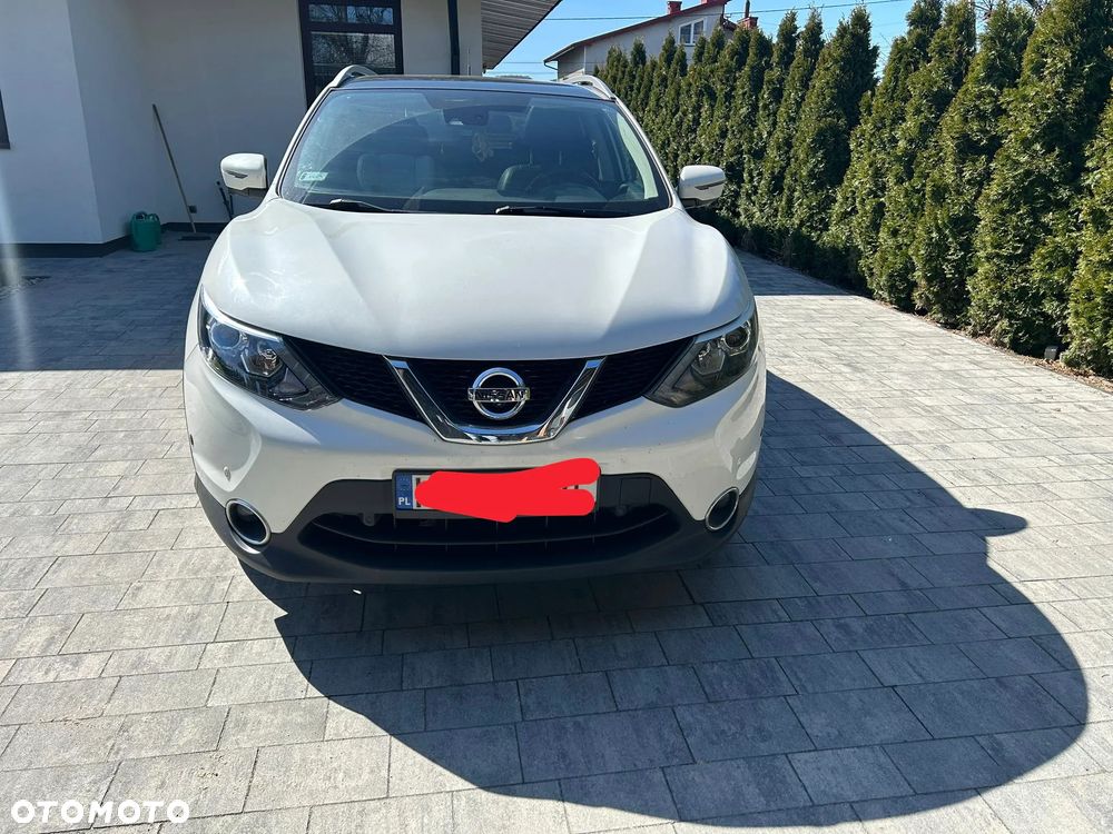 Nissan Qashqai 1.6 DCi 4x4 Tekna - 2
